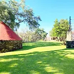 Casa de Férias Virgen De La Cabeza Rural House