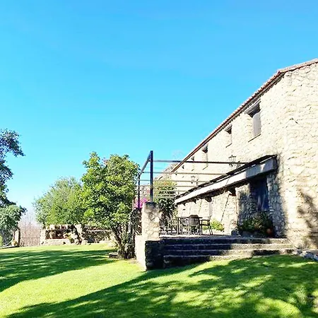 Casa de Férias Virgen De La Cabeza Rural House Valencia de Alcántara