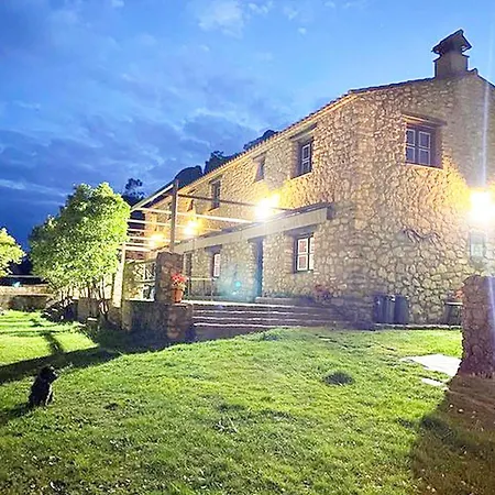 Casa de Férias Virgen De La Cabeza Rural House Valencia de Alcántara