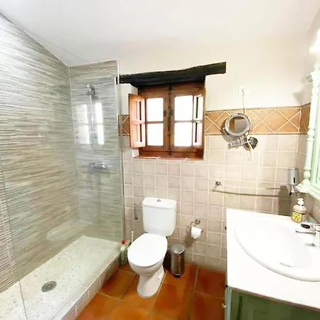 Virgen De La Cabeza Rural House *