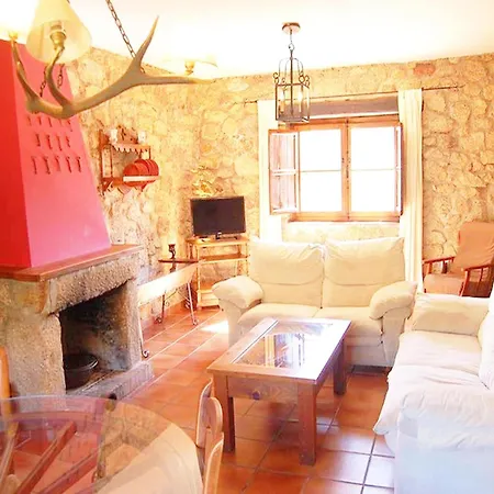 Feriehus Virgen De La Cabeza Rural House *