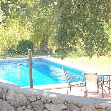 Virgen De La Cabeza Rural House * Valencia de Alcántara