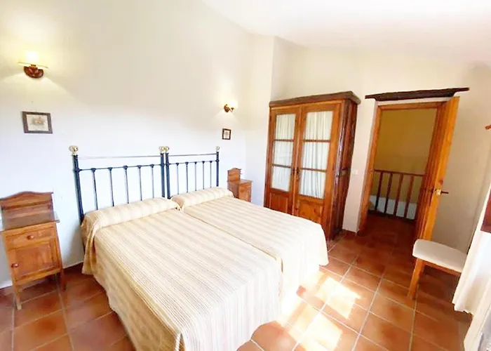 Virgen De La Cabeza Rural House